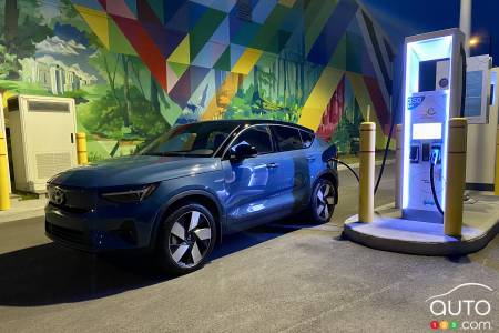 A-retenir-Volvo-va-adopter-les-ports-de-recharge